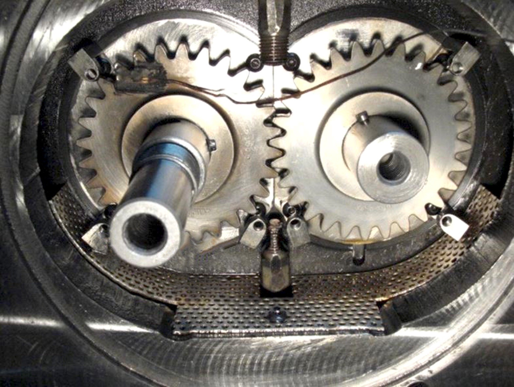 The-Impact-of-Surface-Condition-and-Lubricant-on-Gear-Tooth-Fric...