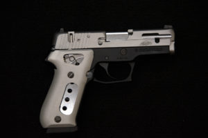 Schusswaffe